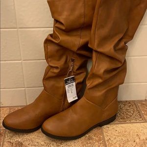 NWT Rue 21 boots